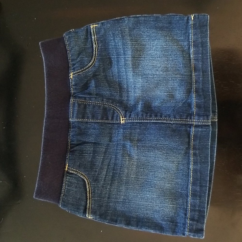 Like new Old Navy size 4T jean skort